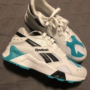 Reebok “Aztrek”